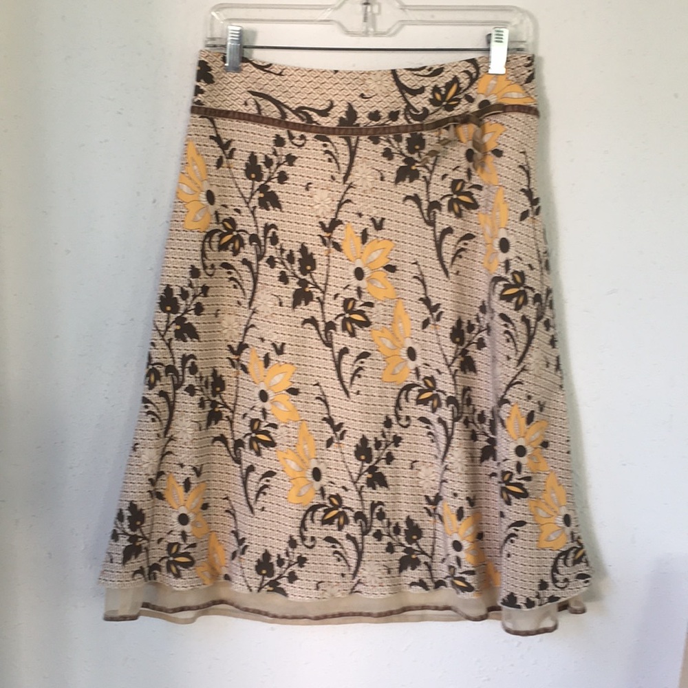 Floral skirt tan 100%silk - Picture 1 of 7